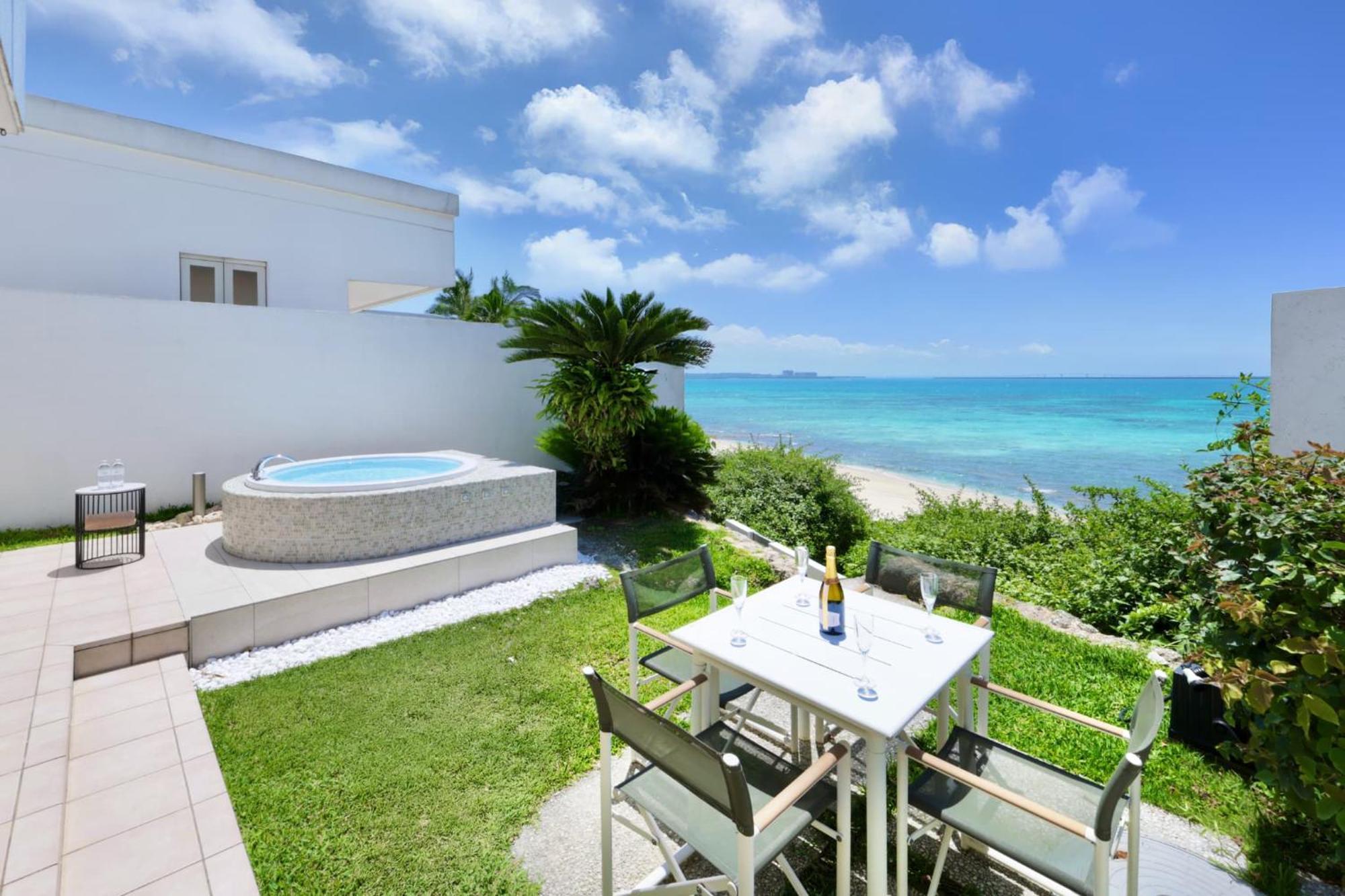 Crystal Villa Miyakojima Sunayama Beach Exterior photo